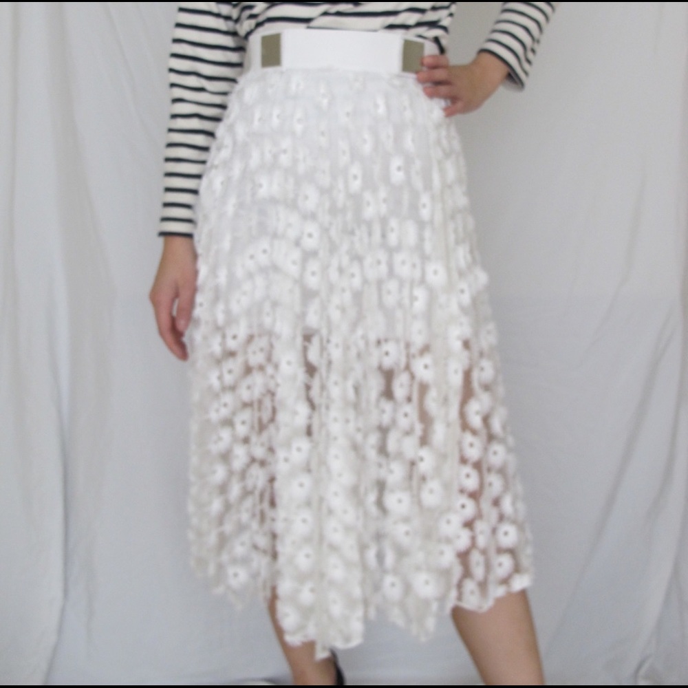 French brand carven white floral knee length skirt
